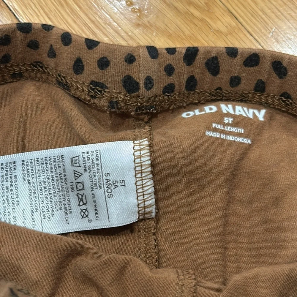 Old navy 5 t leggings good condition